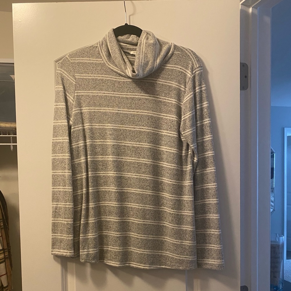 Grey and white stripped long sleeve top